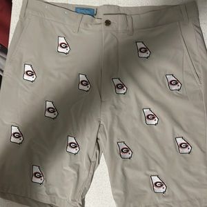 Men’s Size 36 Castaway UGA Bulldawg Shorts